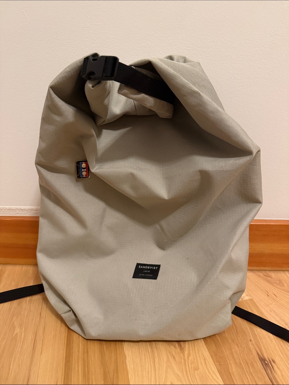Sandqvist Roll-Top Backpack in Light Gray